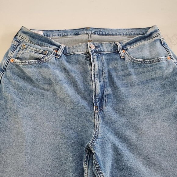 Women's Gap 90s Loose High Rise Cotton & Spandex Med. Wash Relaxed Jeans 33/16R - Picture 5 of 9